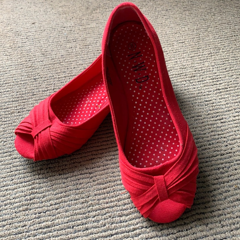 Red Sandals low wedge heel size 8